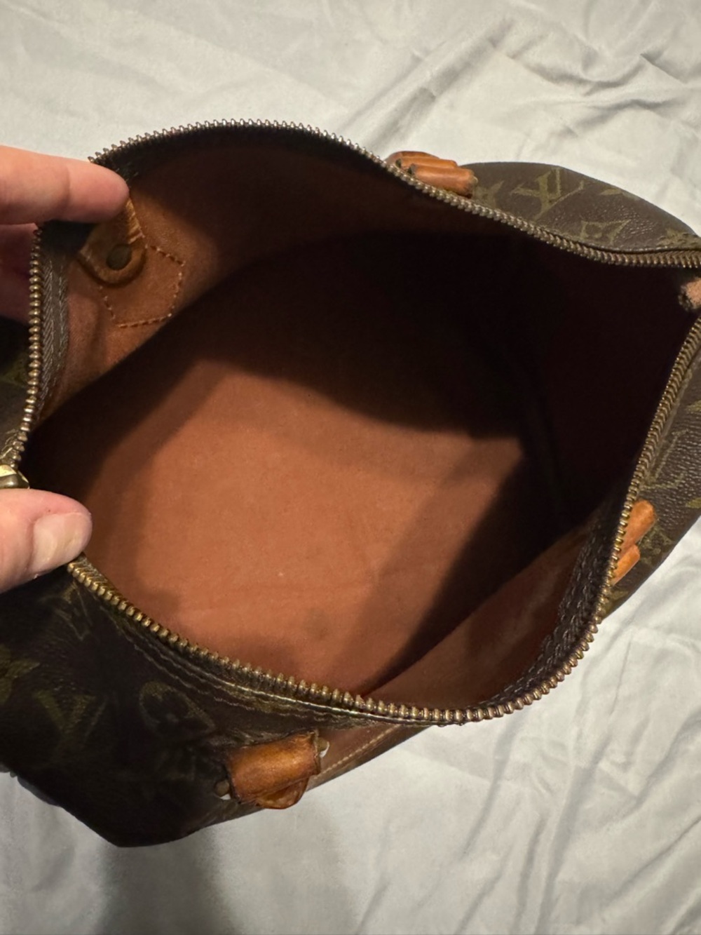 Louis Vuitton Brown Monogram Canvas Speedy - Vintage (date code 093) - Picture 12 of 13